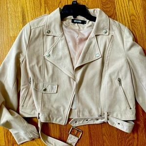 Missguided blush pink cropped jacket with zipper details and belt !
